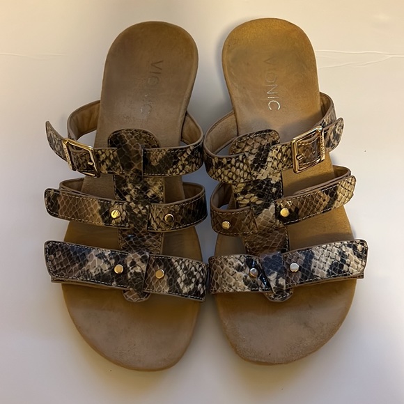 Vionic snake Sandle ortho heal orthopedic - Picture 2 of 6
